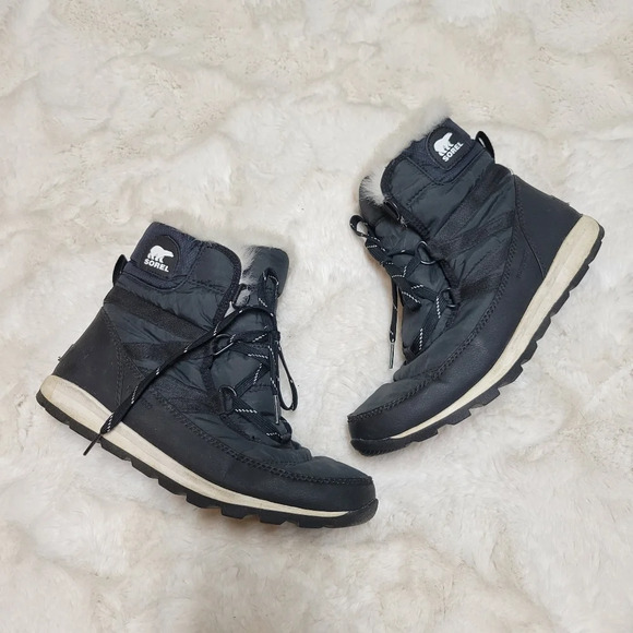 Sorel Black Ankle Boots - Picture 1 of 9